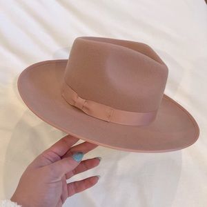 New Gigi and Pip Hat